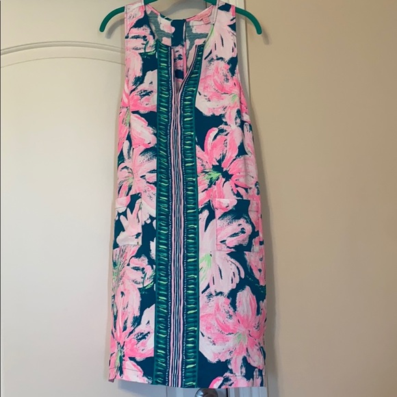 Lilly Pulitzer Dresses & Skirts - EUC Lilly Pulitzer Kelby Shift Dress Pink & Green